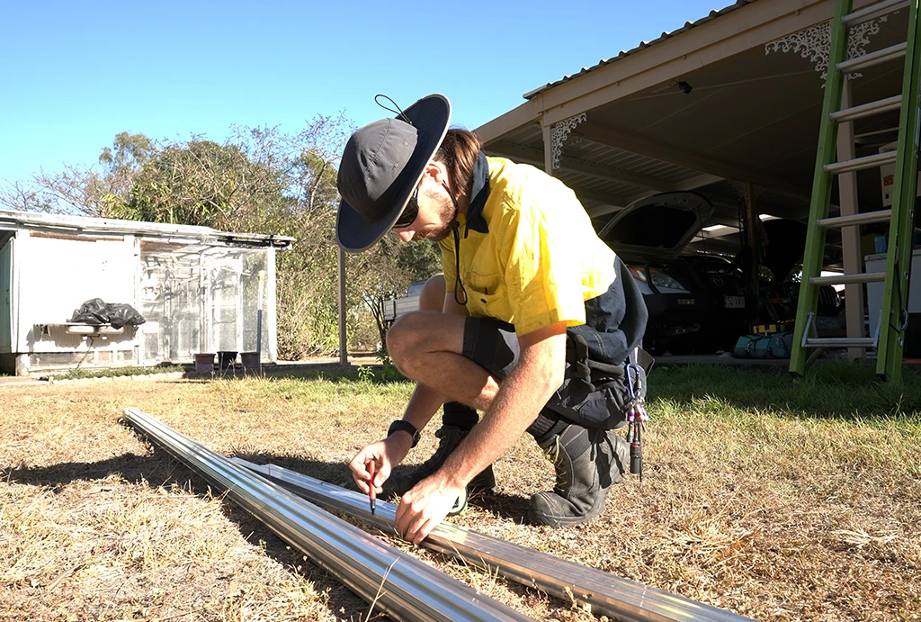true-north-solar-installer-marking-railing